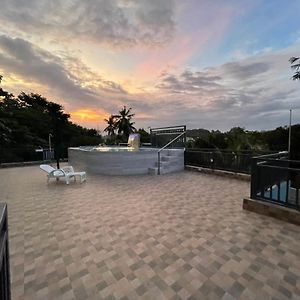 הוילה Davao City Charming Apartelle With Swimming Pool -Exclusive Exterior photo