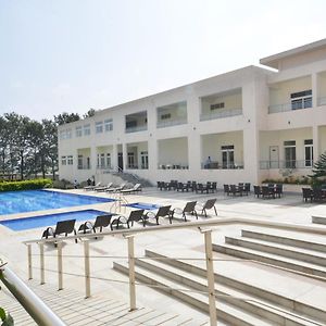 Dod Ballāpur Spree Resort At Century Wintersun Exterior photo