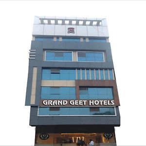 קאנפור Grand Geet Hotels Exterior photo