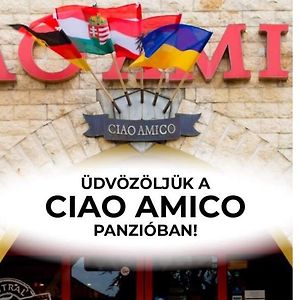 מלון סזומבאת'לי Ciao Amico Panzio Exterior photo
