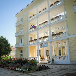 רוגאסקה סלאטינה Hotel Slovenija Exterior photo