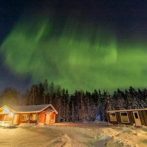 Sompujarvi Old Pine Husky Lodge Exterior photo