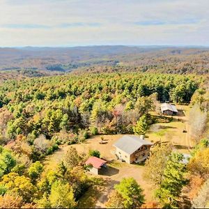 Floyd Lodges At Buffalo Mountain- 168 Private Acres Exterior photo