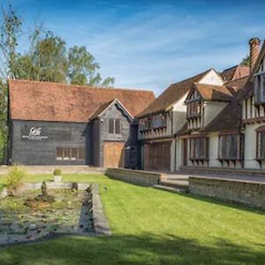 בישופס סטורטפורד Great Hallingbury Manor & Lodges Exterior photo