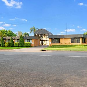 בנאלה Avondel Motor Inn Exterior photo