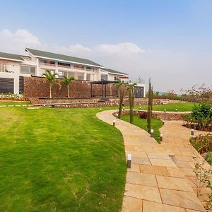 לונבלה Stayvista'S Villa 107 At Canary Farms - Mountain-View Luxury Mansion With Infinity Pool & Sprawling Lawn Exterior photo