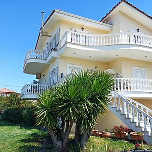 איגיו Villa Dani Exterior photo