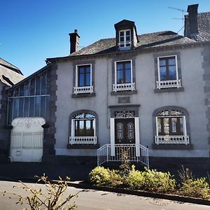 Champagnac  Maison De Bourg Dans Le Cantal Exterior photo