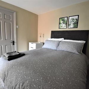 סנדרלנד Dwell Living - Central Comfortable Cosy 3 Bedroom Home Exterior photo