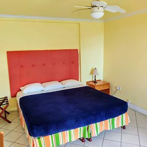 Rodney Bay Habitat Terrace Hotel Exterior photo