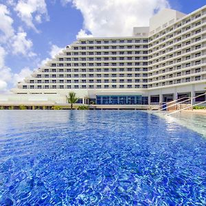 טמונינג Rihga Royal Laguna Guam Resort Exterior photo