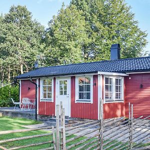 Hölminge Beautiful Home In Ljungby With Wifi Exterior photo