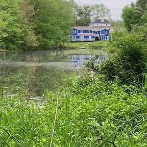 Henryville Gorgeous Poconos Springtime By The Lake! Exterior photo