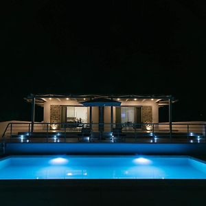 קוקינוס פירגוס Anastasia'S Luxury Homes Exterior photo