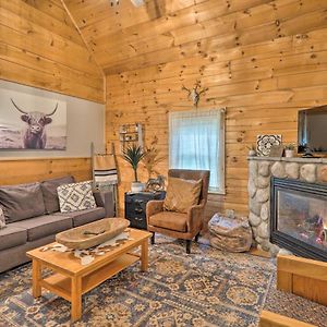Rothbury Cozy Retreat With Porch And Double Jj Resort Access! Exterior photo