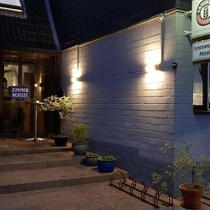 מלון באד פאלינגבוסטל Pension Strohm Im Lieth Cafe Exterior photo