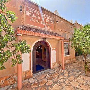 עיט בן האדו Guest House Defat Kasbah Exterior photo