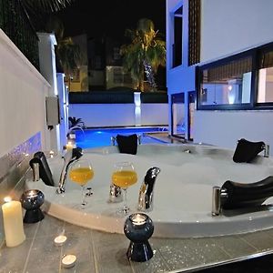 באלאק Private & Secluded Luxury Villa Casa Pura Vida Exterior photo