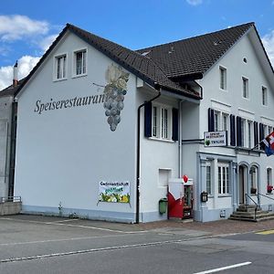 Kuttigen Speiserestaurant Traube Exterior photo