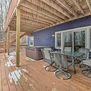 Pet-Friendly Harbor Springs Home Hot Tub And Pool! הארבור ספרינגס Exterior photo