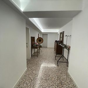 מלון ויטוריו ונטו Sisila Locazione Exterior photo