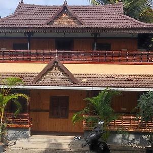 Kochi Heritage Home Exterior photo