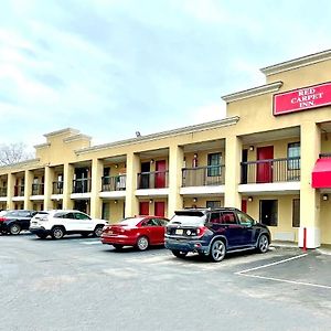 Lester Red Carpet Inn Philadelphia Airport Exterior photo