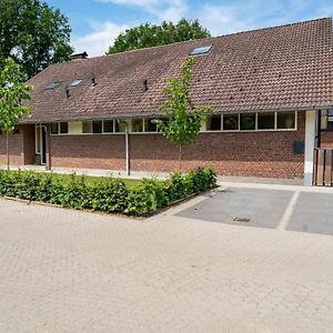 Megchelen Farmhouse In The Achterhoek With Hot Tub And Beach Volleyball Exterior photo