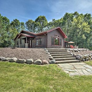 Grantsburg Quiet Lakeside Cabin Patio And Stunning Views! Exterior photo