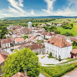 Melay  Chateau Melay Exterior photo