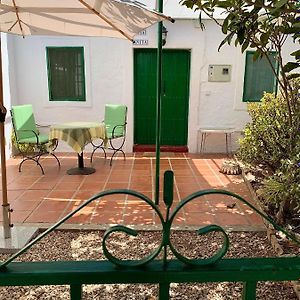 בית הארחה אל צ'ורו 	Casa Anita - La Almona Chica Exterior photo