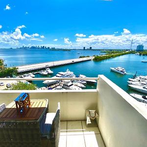 Premium Modern Waterfront Apartment With Miami Skyline View On The Bay 5 Mins Drive To Miami Beach With Free Parking Exterior photo