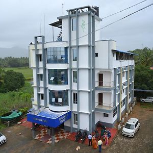 הוילה Māvalli Shree Vinayaka Residency Exterior photo