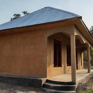 Kabale Om Hostel Bunyonyi Exterior photo