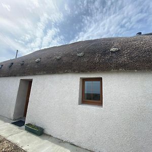 Creagorry An Taigh Dubh- One Bedroomed Cottage Exterior photo