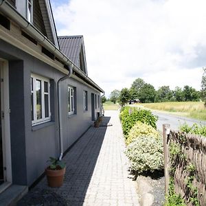 דירות Kvaerndrup Vaerelse, Spiseomrade, Tv-Stue Og Eget Bad Pa Landet Exterior photo