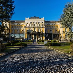 ויצולה טיצ'ינו Hotel Villa Malpensa Exterior photo