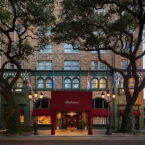 ניו אורלינס Pontchartrain Hotel St. Charles Avenue Exterior photo