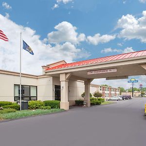 Ferndale Days Inn By Wyndham Liberty Exterior photo