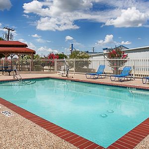 Mexia Best Western Limestone Inn And Suites Exterior photo