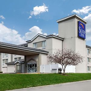 Lake Bluff Sleep Inn Near Great Lakes Naval Base Exterior photo