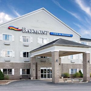 מלון Baymont By Wyndham לורנסבורג Exterior photo