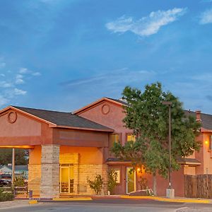 מלון Super 8 By Wyndham Belen Nm Exterior photo