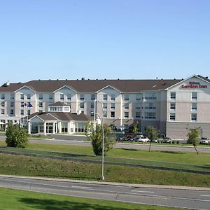 דורבאל Hilton Garden Inn Montreal Airport Exterior photo