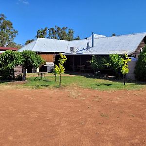 Hoddys Well Eccles - Rustic Style Accommodation With Mod Cons Exterior photo