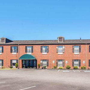 Quality Inn At Bangor Mall Exterior photo