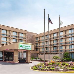 מלון Wyndham Garden Schaumburg Chicago Northwest Exterior photo