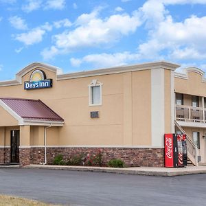 Days Inn By Wyndham פורט וויין Exterior photo