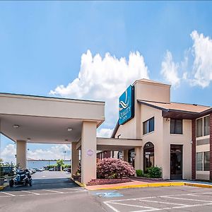 וודברידג' Quality Inn Near Potomac Mills Exterior photo