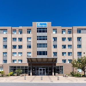 Sainte-Catherine Residence & Conference Centre - Niagara-On-The-Lake Exterior photo